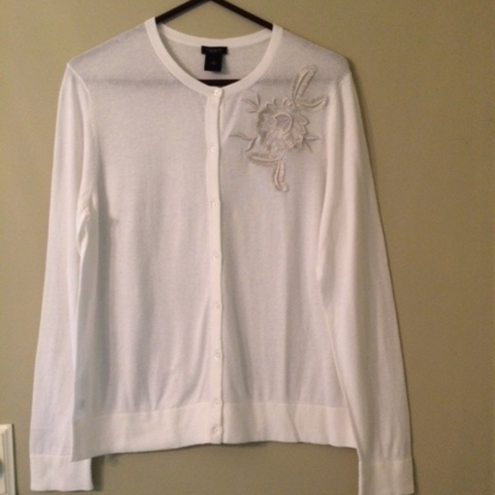 NWT Ann Taylor White Cardigan w/Embellishment XL